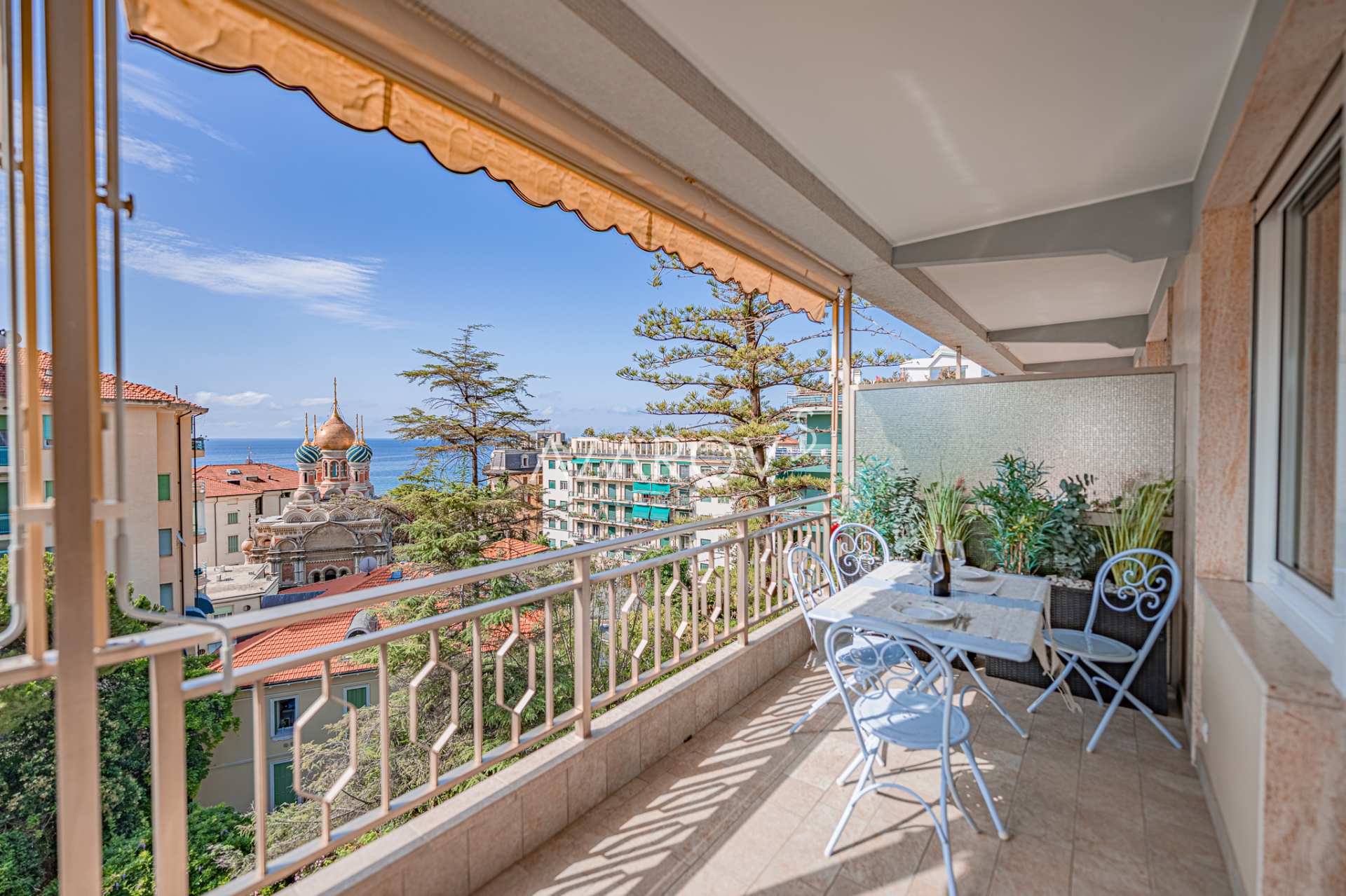 Four-room apartment in Sanremo